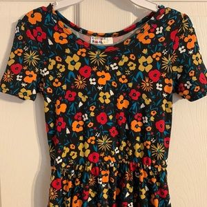 DotDotSmile sz 7 maxi dress. No stains/very good condition Smoke free home